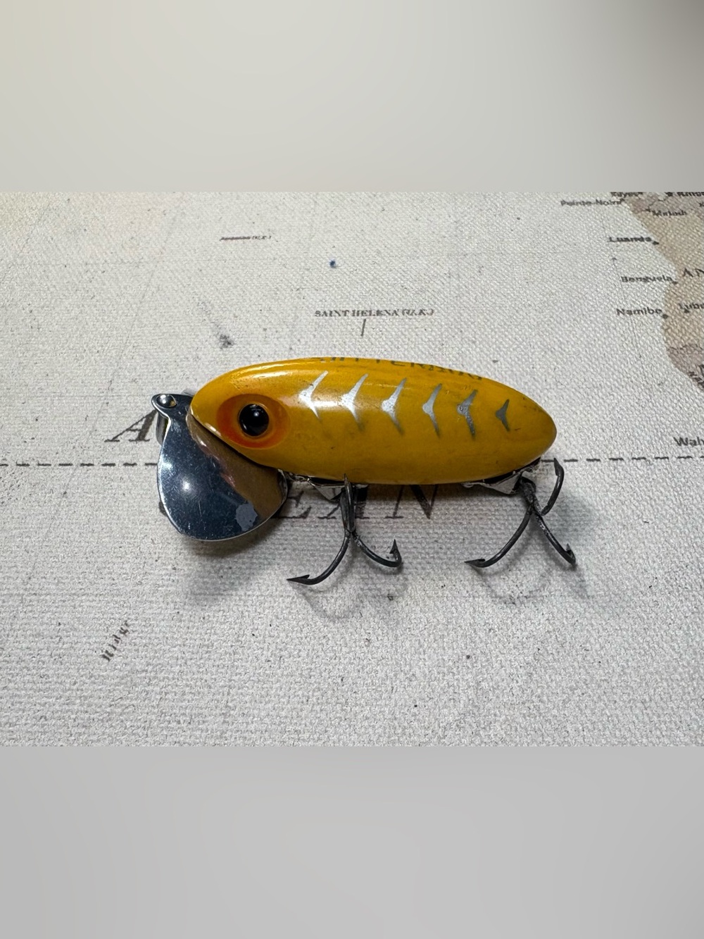 Vintage•Fred Arbogast•Jitterbug•Fishing Lure Yellow /Silver•Wake Bait
